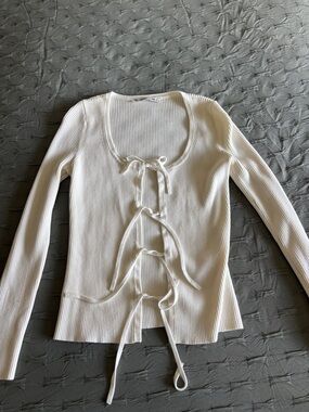 Abercrombie & Fitch Ivory Ribbed Long Sleeve Tie-Front Top